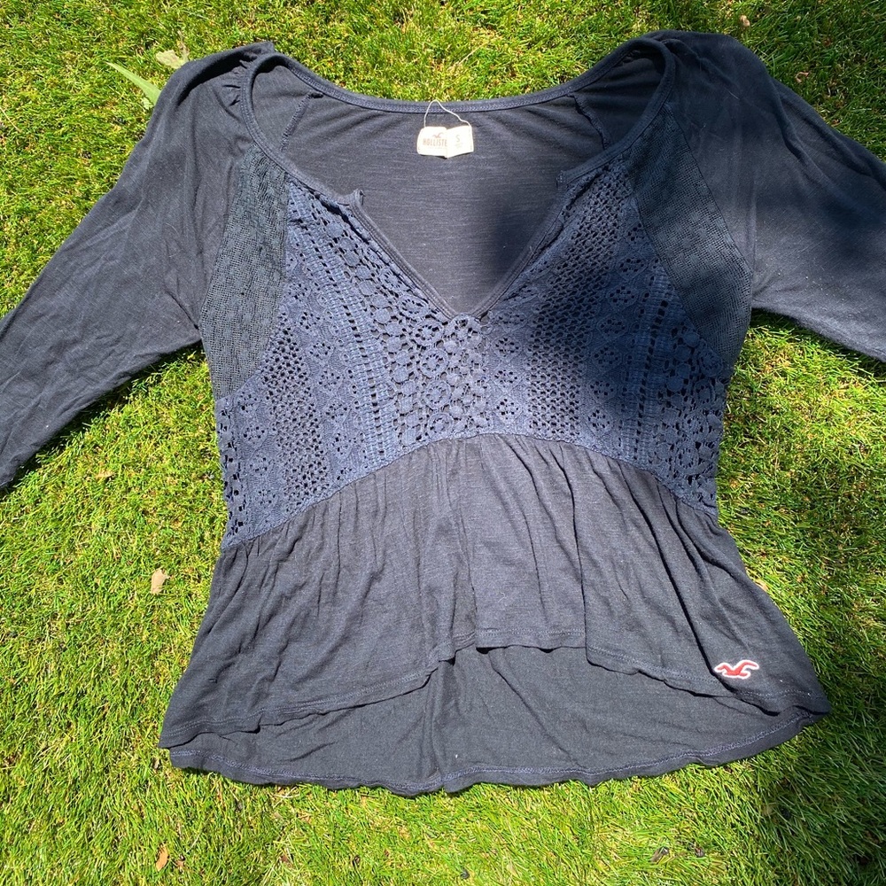 Navy blue t-shirt from Holister